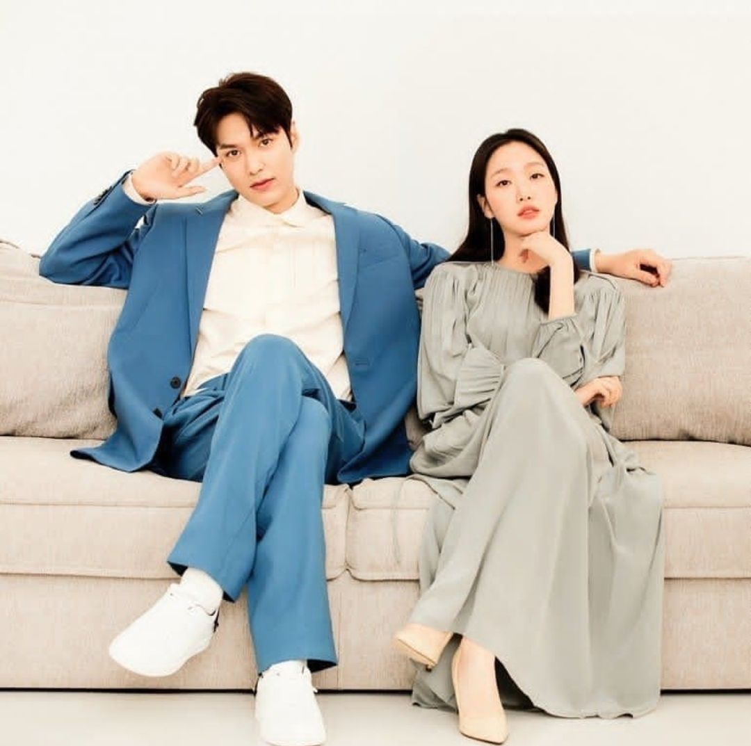 RỰC RỠ THANH XUÂN PHÍA TRƯỚC