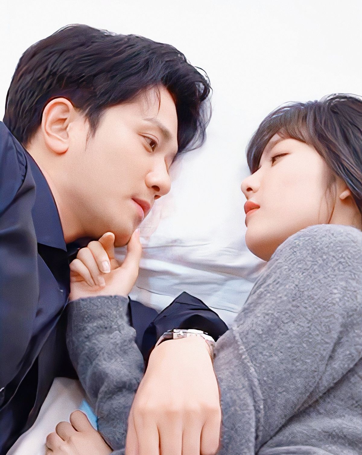 NỖI ÁM ẢNH CHÌM SÂU