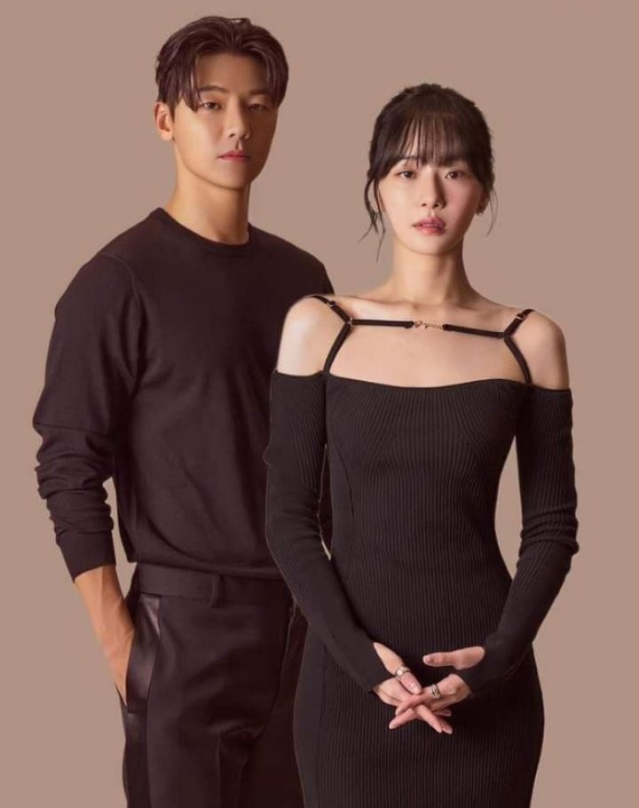 HOÁ RA TÔI MỚI LÀ CHÍNH THẤT CỦA KIM CHỦ