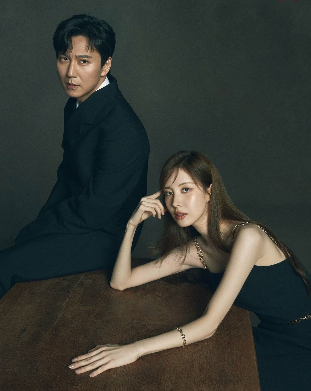 CHỒNG ĐƯA BỒ NHÍ VỀ LĂN LỘN TRÊN GIƯỜNG