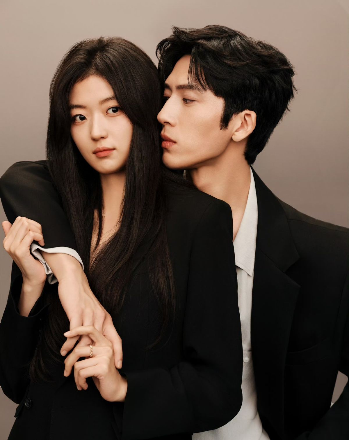 CUỘC HÔN NHÂN CÓ ĐIỀU KIỆN