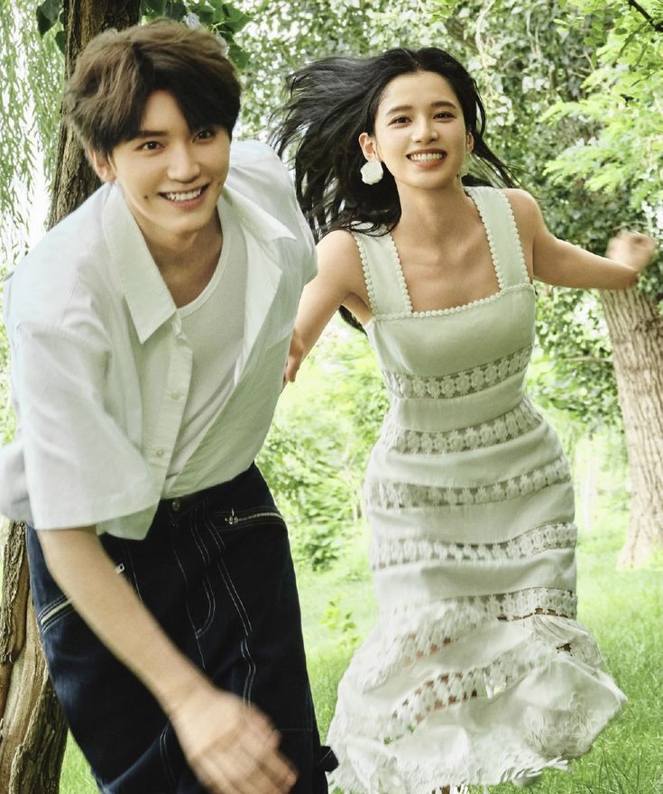 Hóa Ra Tôi Mới Là Bạch Nguyệt Quang